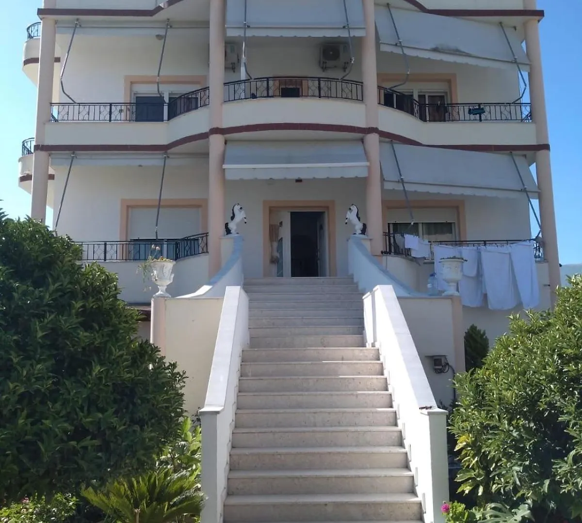 Apartments Rudi Orikum Albania