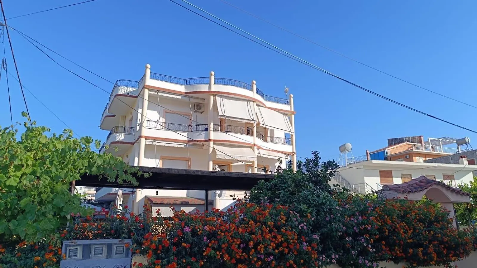 Apartments Rudi Orikum Albania